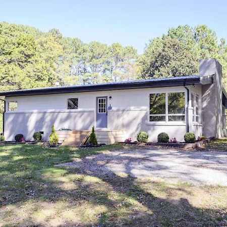 Gorgeous Renovated Home With Large & Private Lot Winchester 외부 사진