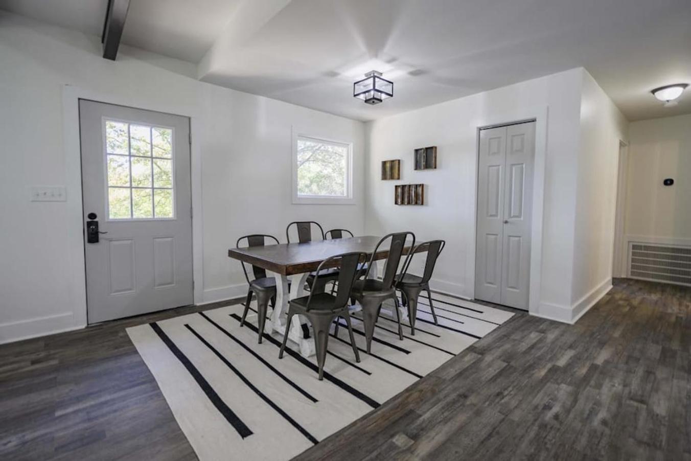 Gorgeous Renovated Home With Large & Private Lot Winchester 외부 사진
