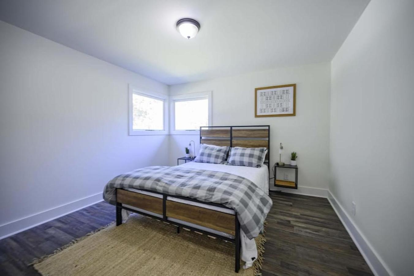 Gorgeous Renovated Home With Large & Private Lot Winchester 외부 사진